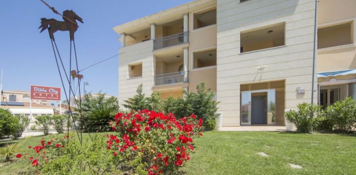 Apsistokite OLBIA CITY HOTEL viešbutyje už gerą kainą.