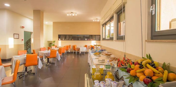 HOTEL RESIDENCE ULIVI E PALME - klientų vertinamas, kaip geras kainos ir kokybės santykis. 