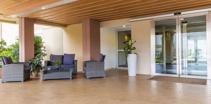Planuoji kelionę į Italija? apsistokite 3 viešbutyje HOTEL RESIDENCE ULIVI E PALME. 