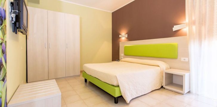 Rinkitės viešbutį HOTEL RESIDENCE ULIVI E PALME kelionei į Italija