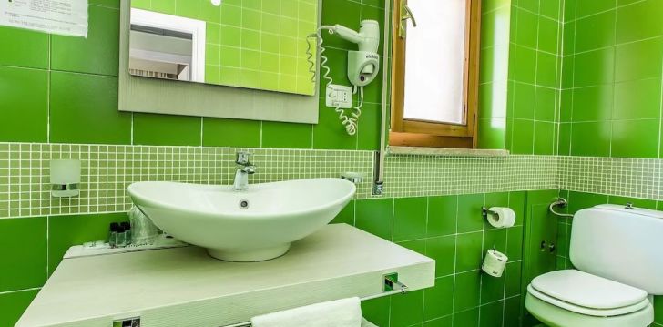 Apsistokite HOTEL RESIDENCE ULIVI E PALME viešbutyje už gerą kainą.