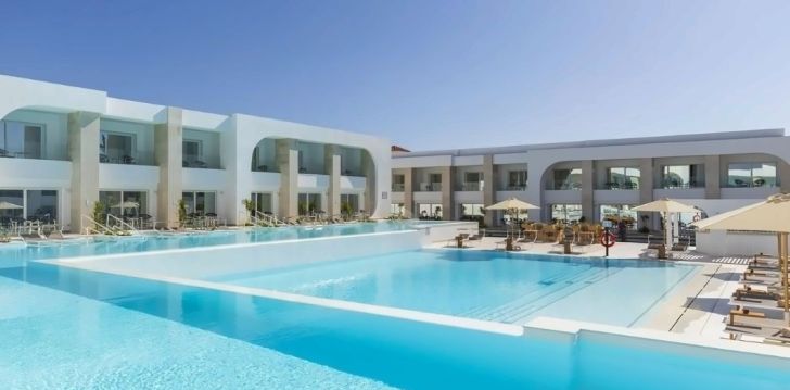 Nepraleisk progos pailsėti už gerą kainą - viešbutyje POSH CLUB WHITE HILLS RESORT BY SUNRISE