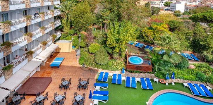 Apsistokite HOTEL GHT NEPTUNO viešbutyje už gerą kainą. 
