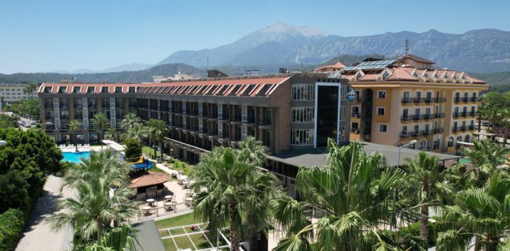 Planuoji kelionę į Turkija? apsistokite 4 viešbutyje HOTEL CAMYUVA BEACH.
