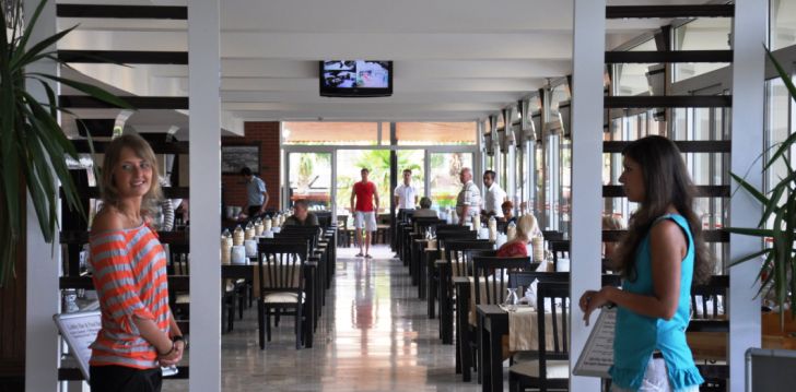 Rinkitės viešbutį HOTEL CAMYUVA BEACH kelionei į Turkija