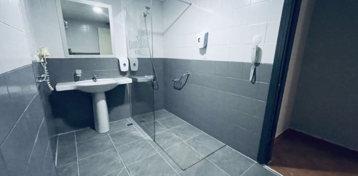 Patogus viešbutis jūsų kelionei – 4* GRAND ALISA HOTEL (EX ROYALISA HOTEL)