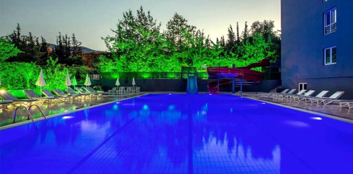 GRAND ALISA HOTEL (EX ROYALISA HOTEL) - klientų vertinamas, kaip geras kainos ir kokybės santykis. 