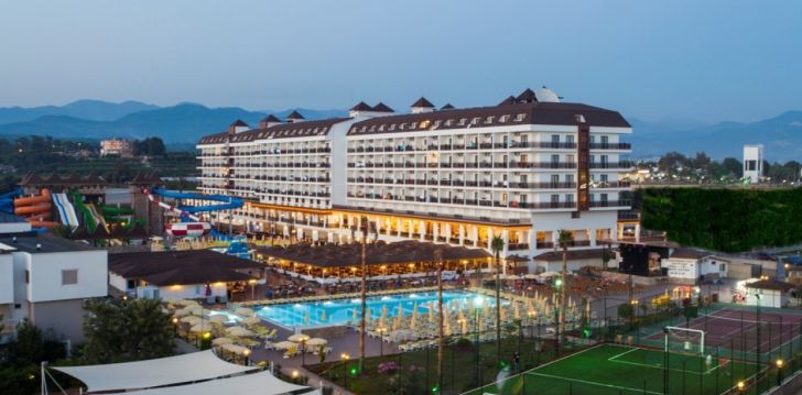 Atostogos su šeima 5* Eftalia Splash Resort Hotel viešbutyje su vandens kalneliais 2