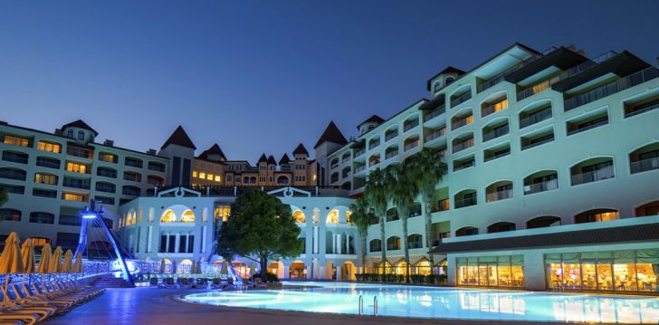 Viešbutis SIRENE BELEK HOTEL įsikūręs Turkija.