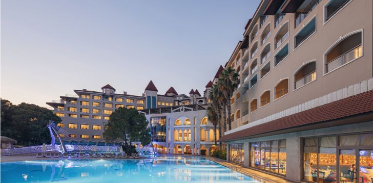 Viešbutis SIRENE BELEK HOTEL įsikūręs Turkija.