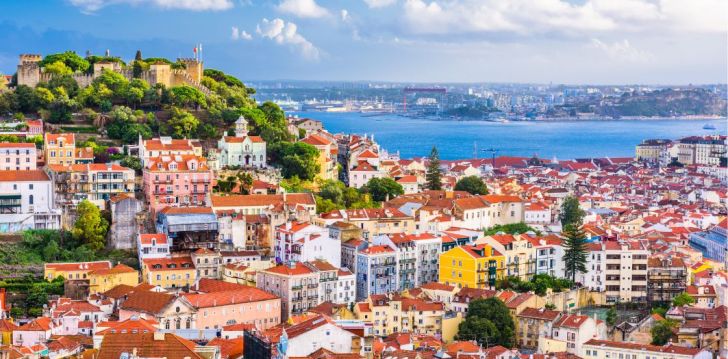 PAŽINTINĖ KELIONĖ Į PORTUGALIJĄ - klientų vertinamas, kaip geras kainos ir kokybės santykis. 