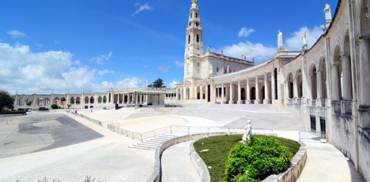 Apgyvendinimas 3* PAŽINTINĖ KELIONĖ Į PORTUGALIJĄ