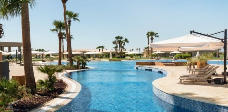 Apsistokite GOLF VILLAS & SUITES viešbutyje už gerą kainą. 