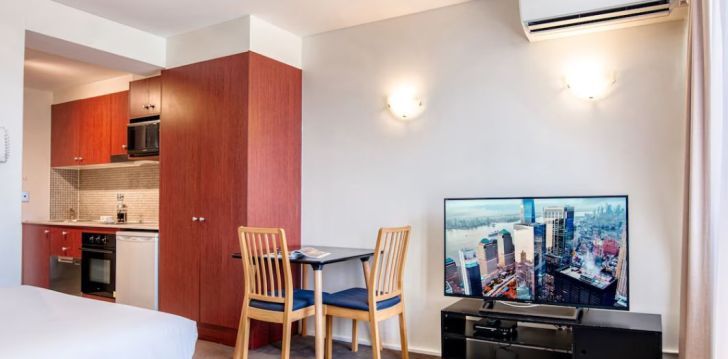 Viešbutis PARK REGIS CONCIERGE APARTMENTS įsikūręs Australija.