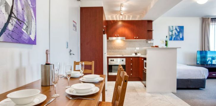 Patogus viešbutis jūsų kelionei – 4* PARK REGIS CONCIERGE APARTMENTS
