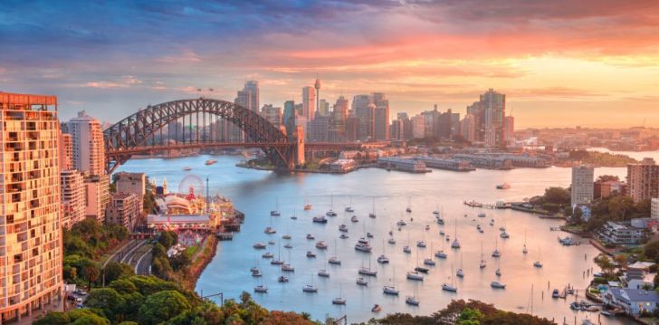 Viešbutis RYDGES WORLD SQUARE įsikūręs Australija.