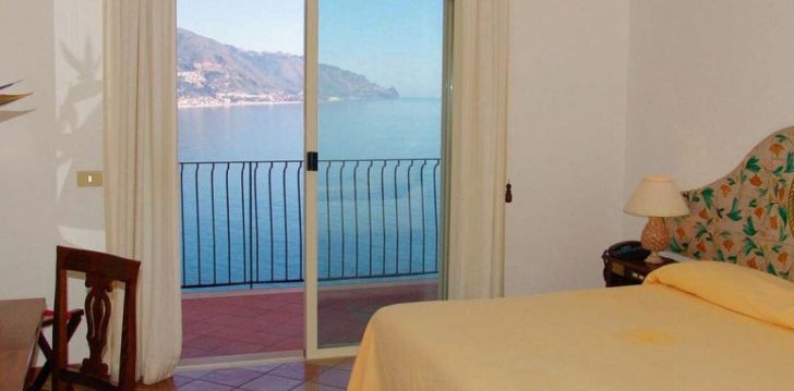 Planuoji kelionę į Italija? apsistokite 4 viešbutyje BAY PALACE.