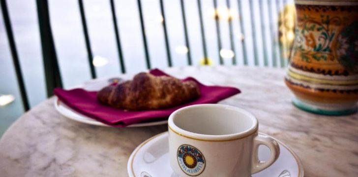 Patogus viešbutis jūsų kelionei – 4* BAY PALACE