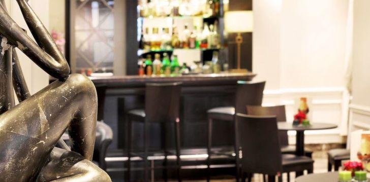 Viešbutis IL PRINCIPE HOTEL CATANIA įsikūręs Italija.