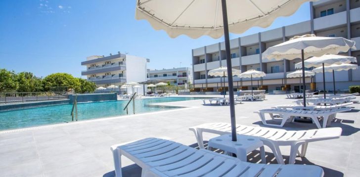 Viešbutis TSAMPIKA HOTEL įsikūręs Graikija.