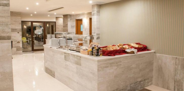 Viešbutis THE EUROCLUB HOTEL įsikūręs Malta.