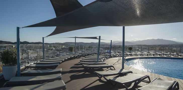 Viešbutis PIERRE & VACANCES HOTEL EL PUERTO įsikūręs Ispanija.