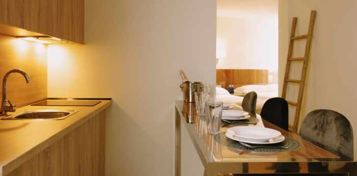 Viešbutis APARTAMENTOS BUENDIA SUITES - TORREMOLINOS CENTRO įsikūręs Ispanija. 