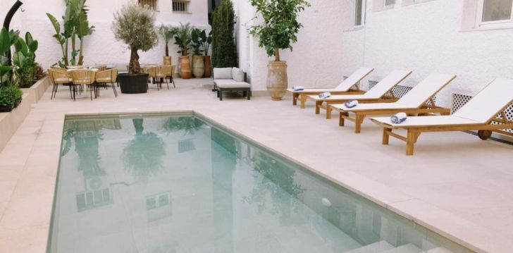Planuoji kelionę į Ispanija? apsistokite 3 viešbutyje APARTAMENTOS BUENDIA SUITES - TORREMOLINOS CENTRO. 