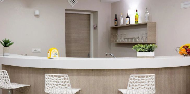 Viešbutis HOTEL BUONO B&B įsikūręs Italija.