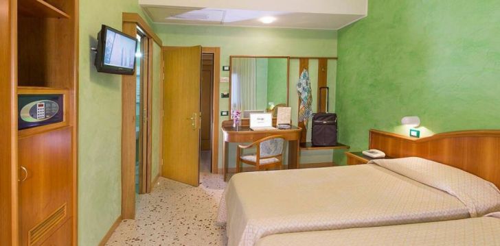 Viešbutis HOTEL MAJA įsikūręs Italija.
