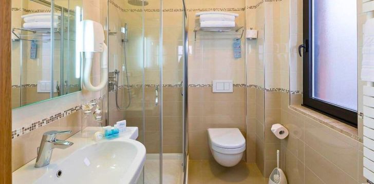 Geras kainos ir kokybės santykis atostogoms - viešbutis HOTEL MAJA