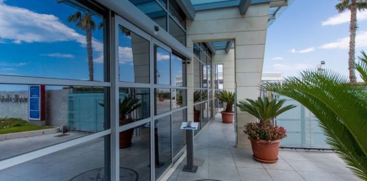 Planuoji kelionę į Italija? apsistokite 4 viešbutyje SEA LION HOTEL. 