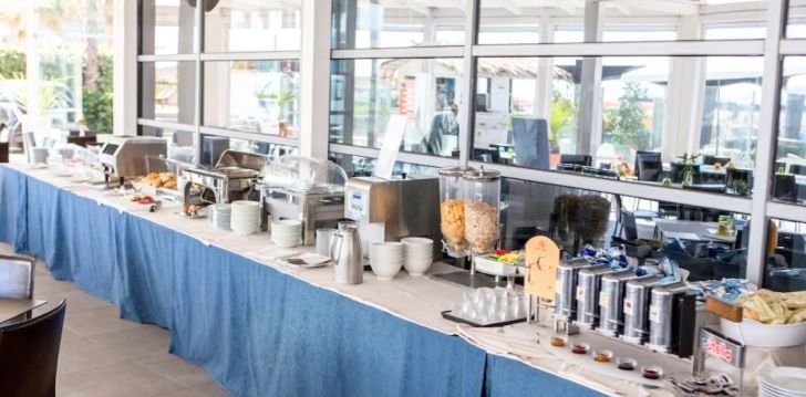 Apgyvendinimas 4* SEA LION HOTEL