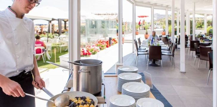 Tavęs laukia poilsis Italija įsikūrusiame SEA LION HOTEL