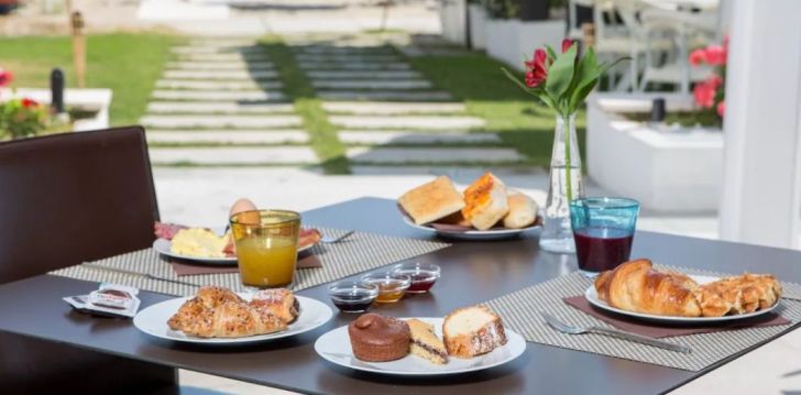 Apgyvendinimas 4* SEA LION HOTEL