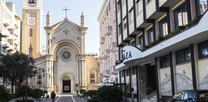 Tavęs laukia poilsis Italija įsikūrusiame HOTEL PLAZA PESCARA