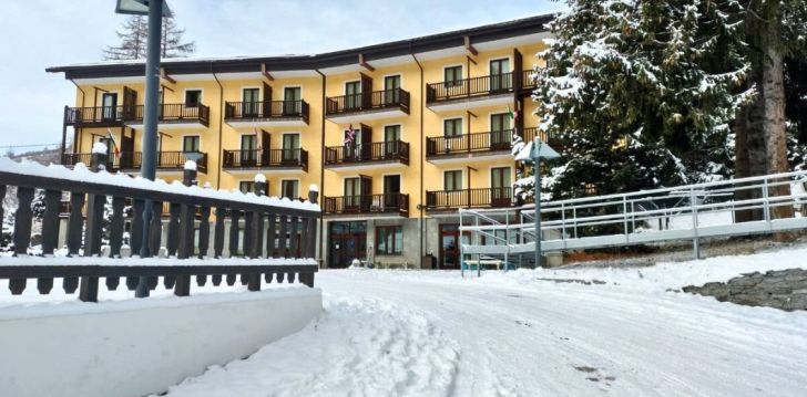 Rinkitės viešbutį CASALPINA DON BARRA kelionei į Italija