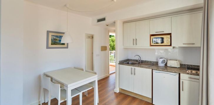 planuoji kelionę į Ispanija? apsistokite 3 viešbutyje OLA APARTAMENTOS CALA D' OR.