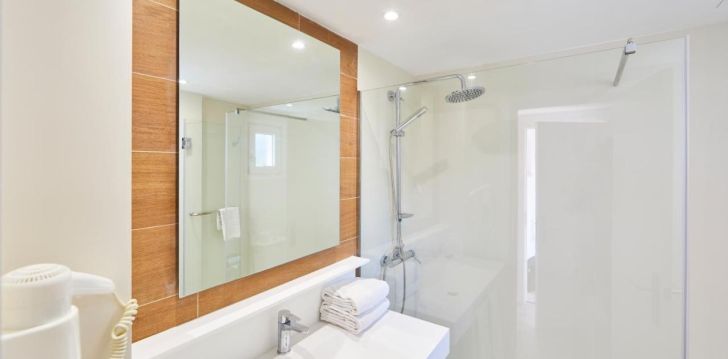 viešbutis OLA APARTAMENTOS CALA D' OR įsikūręs Ispanija.