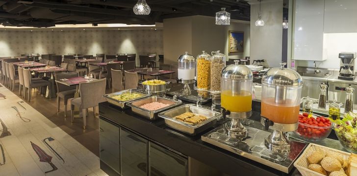 Rinkitės viešbutį SILKA TSUEN WAN HOTEL kelionei į Kinija