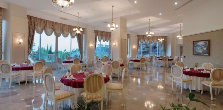 Tavęs laukia poilsis Turkija įsikūrusiame SAPHIR RESORT & SPA