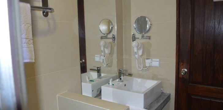 Patogus viešbutis jūsų kelionei – 3* AQUZZ INN AND SPA