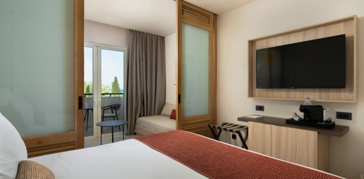 Viešbutis DREAMS CORFU RESORT & SPA įsikūręs Graikija. 