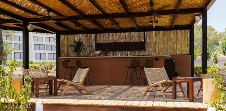 Viešbutis DREAMS CORFU RESORT & SPA įsikūręs Graikija.