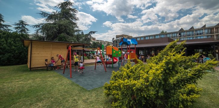 Apsistokite BAIKAL viešbutyje už gerą kainą. 
