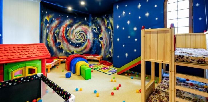 Viešbutis MIRACLE RESORT įsikūręs Turkija.