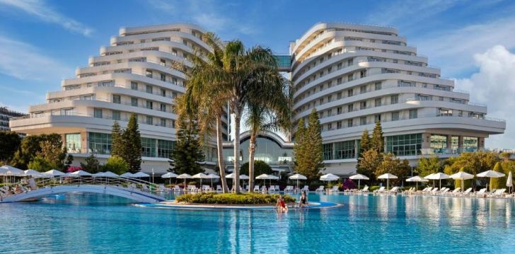 Apgyvendinimas 5* MIRACLE RESORT