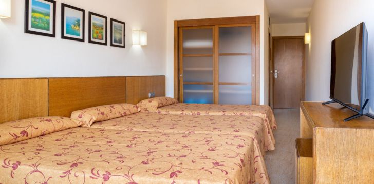 Viešbutis HTOP PALM BEACH įsikūręs Ispanija.