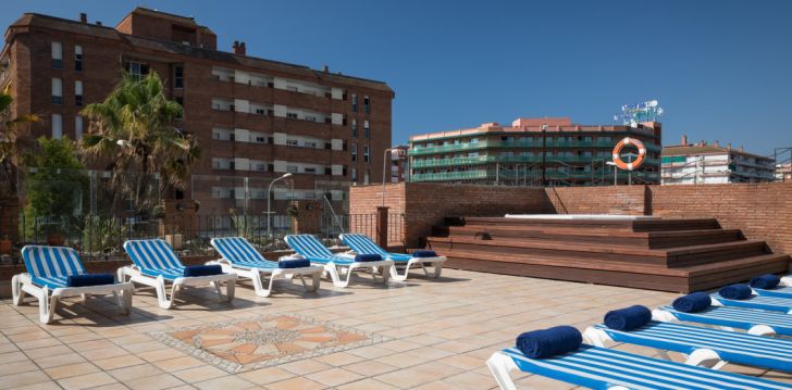 Rinkitės viešbutį HTOP PALM BEACH kelionei į Ispanija