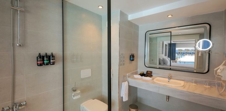 Viešbutis REWAYA MAJESTIC RESORT įsikūręs Egiptas.